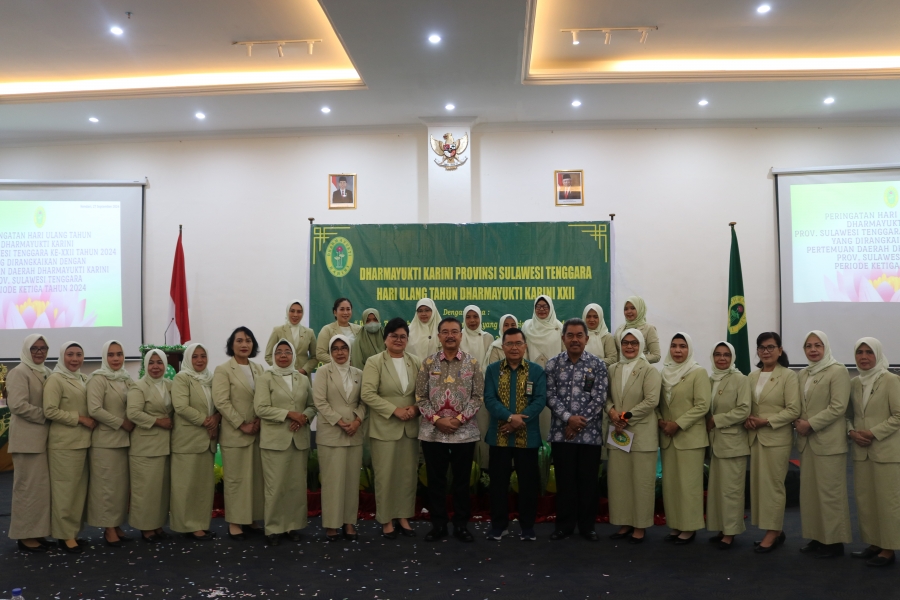 KETUA DAN WAKIL KETUA PTA KENDARI HADIRI PERINGATAN HARI ULANG TAHUN DHARMAYUKTI KARINI KE-22
