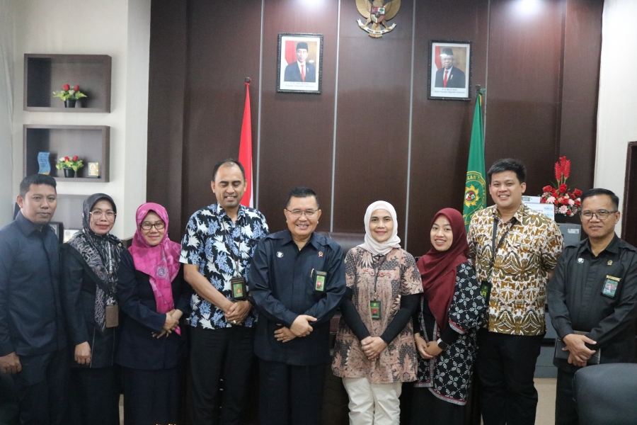 KETUA PTA KENDARI TERIMA KUNJUNGAN DARI BADAN PENGAWASAN MAHKAMAH AGUNG RI